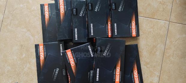 Samsung SSD Drives · Photo 4