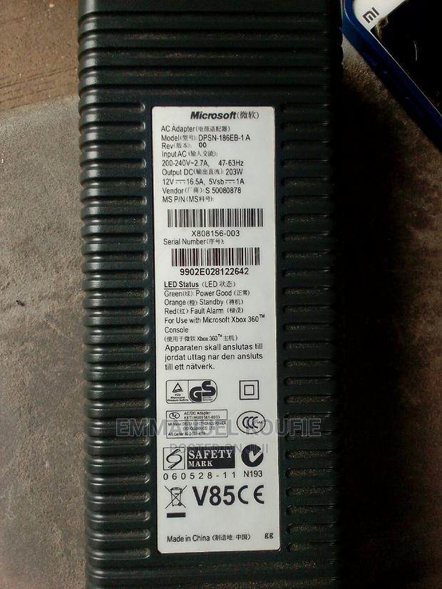 Power Adapter 12v 16.5A 203W · Photo 2