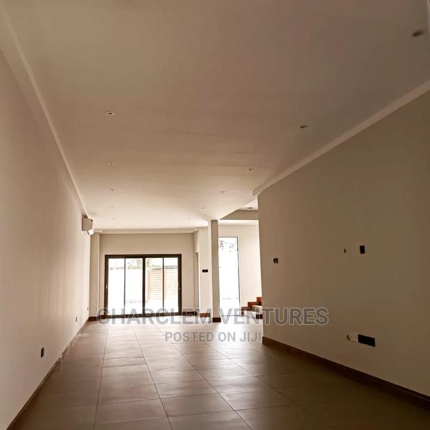 3bdrm Townhouse / Terrace in Charclem Ventures, Labone for rent · Photo 7
