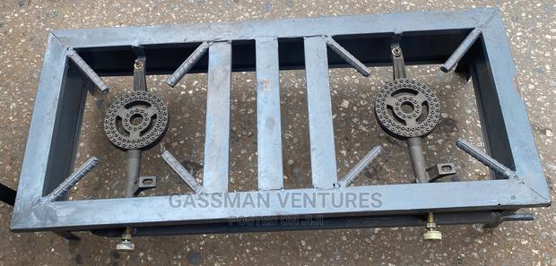 Medium Size Local Stove · Photo 2