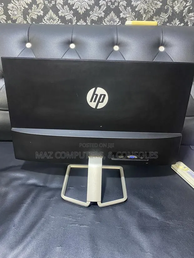 HP Frameless Ultra Slim Super Hd Series 5524sw · Photo 3