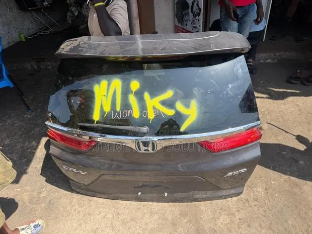 Honda CRV 2017 2018 2019 2020 2021 Boot / Trunk · Photo 1