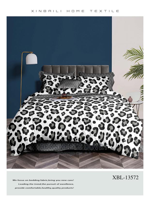Beautiful 7pcs Duvet Set · Photo 1