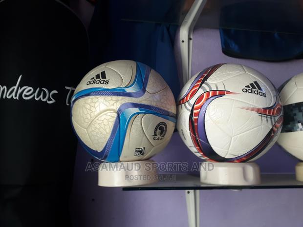 Original Football at Cool Price · Photo 2