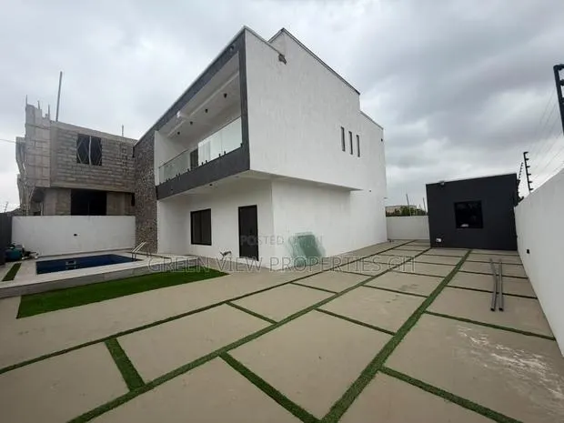 Furnished 4bdrm Duplex in Ashaley Botwe for sale · Photo 1