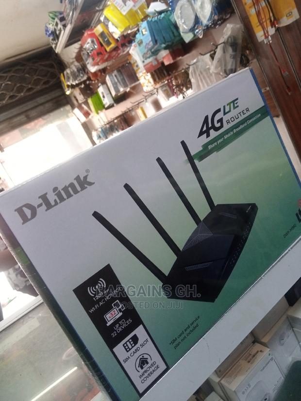 D-Link Super Fast Universal Router · Photo 4