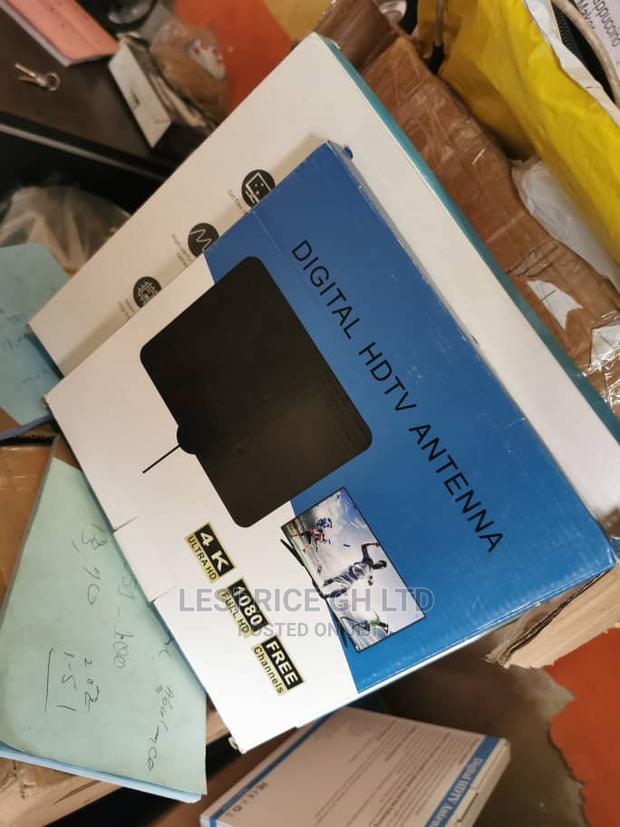 Fascinating Digital HDTV Antenna · Photo 1