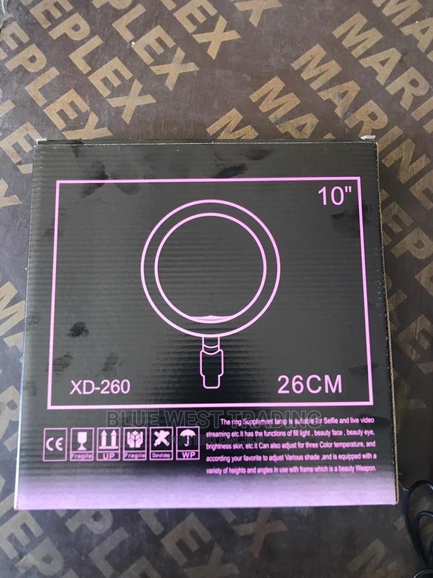 Ring Light 10 Inches · Photo 3