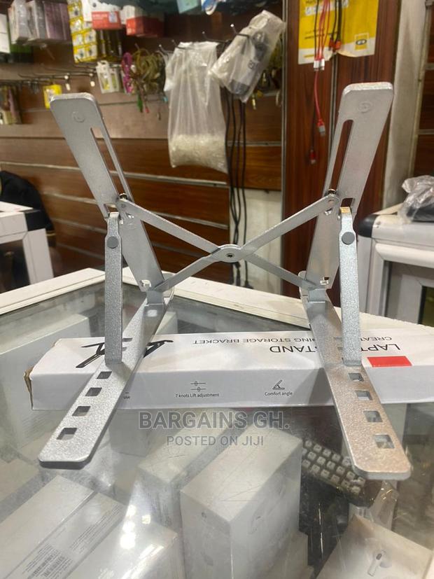 Laptop Stand · Photo 3
