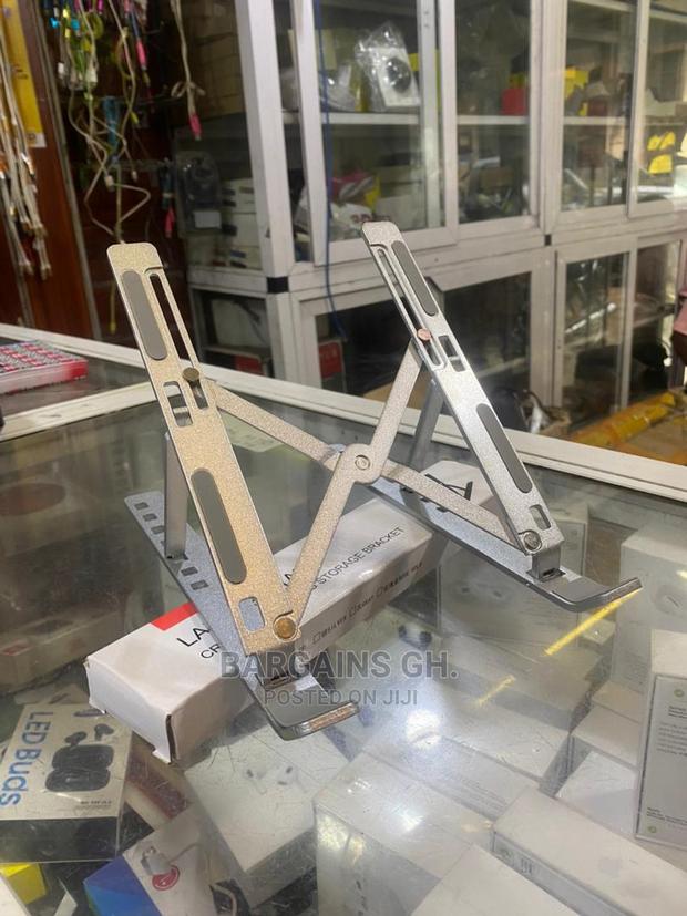 Laptop Stand · Photo 2