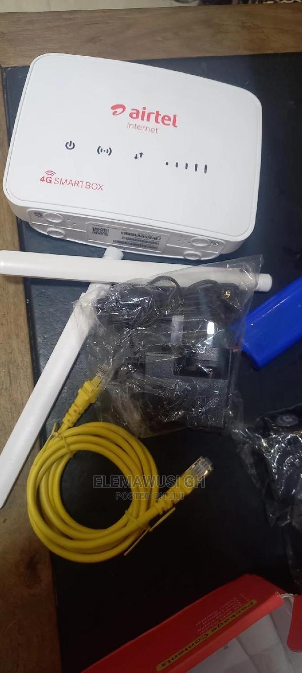 4G Universal Router (Rechargeable) · Photo 3