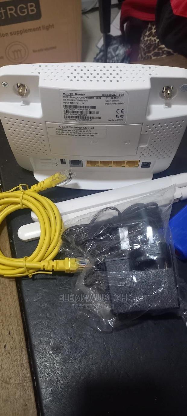 4G Universal Router (Rechargeable) · Photo 4