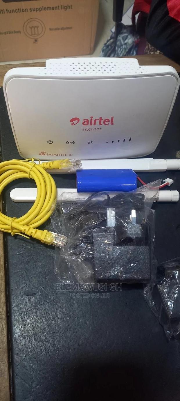 4G Universal Router (Rechargeable) · Photo 1