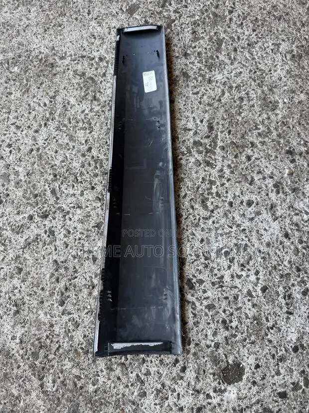 RDX 2023 Door Moulding · Photo 1
