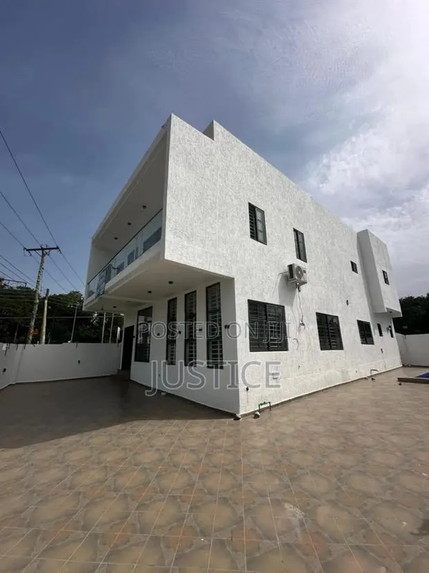4bdrm House in West Legon, Police Station for sale · Photo 1