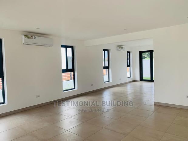 5bdrm House in Testimonial Building, East Legon for sale · Photo 2