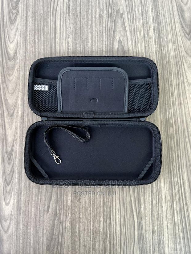 Nintendo Switch Carrying Case · Photo 6