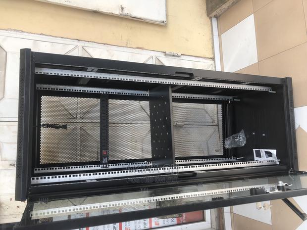 32u Network Cabinet 600x600 With Fan · Photo 5
