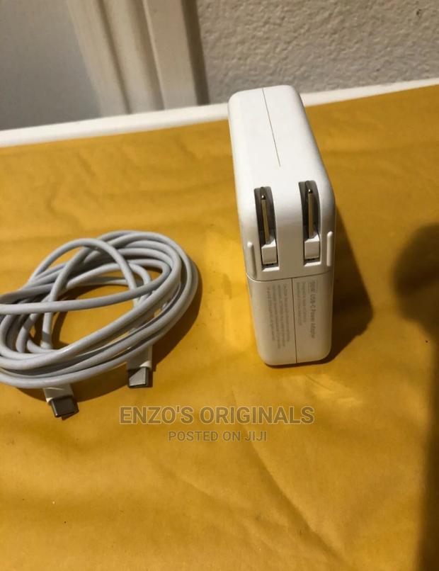 Oem Genuine Macbook 96watt Usb-c Charger Or Power Adapter · Photo 2