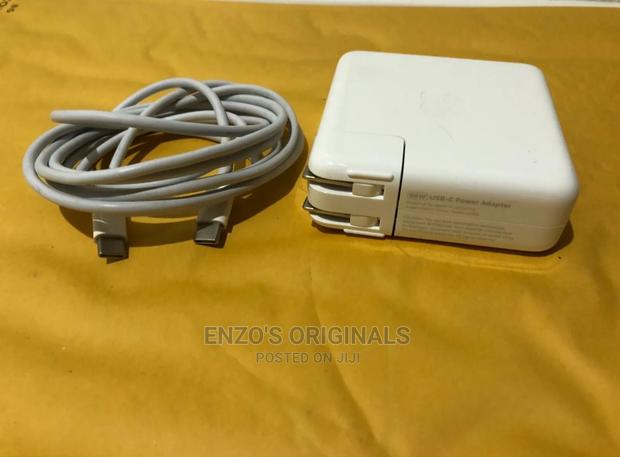 Oem Genuine Macbook 96watt Usb-c Charger Or Power Adapter · Photo 3