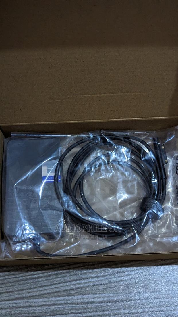 Microsoft Laptop Studio Power Adapter · Photo 4