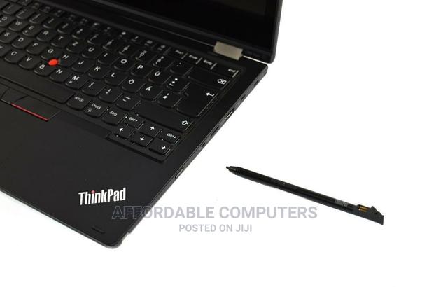 New Laptop Lenovo ThinkPad Yoga 8GB Intel Core I5 SSD 256GB · Photo 2