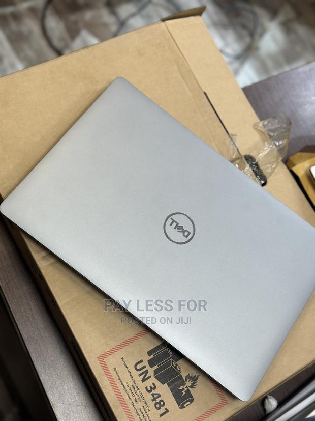 New Laptop Dell Latitude 15 5580 16GB Intel Core I5 SSD 512GB · Photo 5