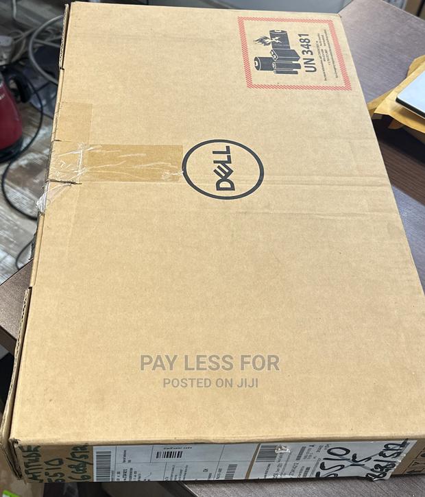 New Laptop Dell Latitude 15 5580 16GB Intel Core I5 SSD 512GB · Photo 2