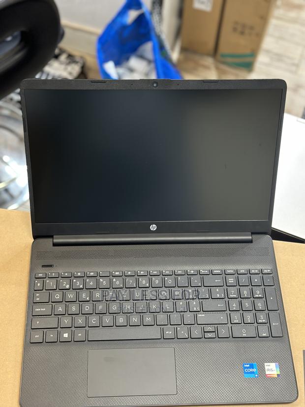 New Laptop HP 15 8GB Intel Core i5 SSD 512GB · Photo 3