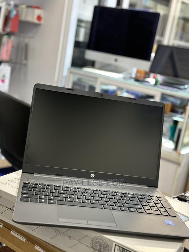 New Laptop HP 15 4GB Intel HDD 500GB · Photo 1