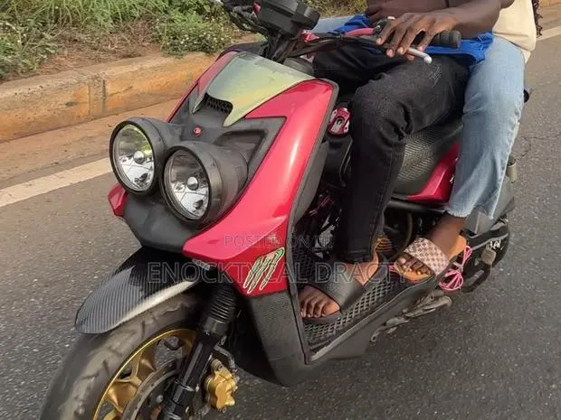 Honda 2024 Gray · Photo 1