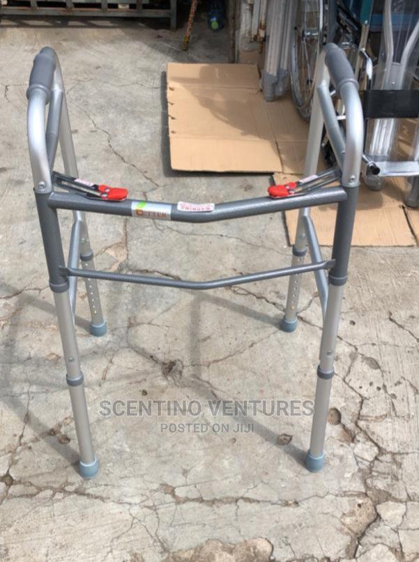 Zimmer Frame / Walker · Photo 2