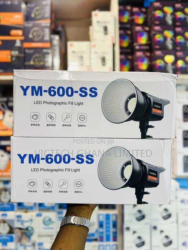 YM-600-SS LED Photographic Fill Light · Photo 1