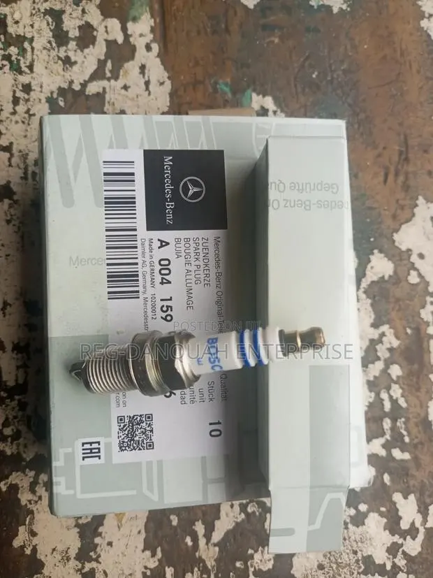 Mercedes Benz Original Spark Plugs · Photo 1