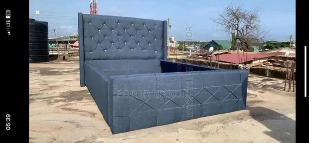 Furniture Nice Double Bed Is Available · Photo 1