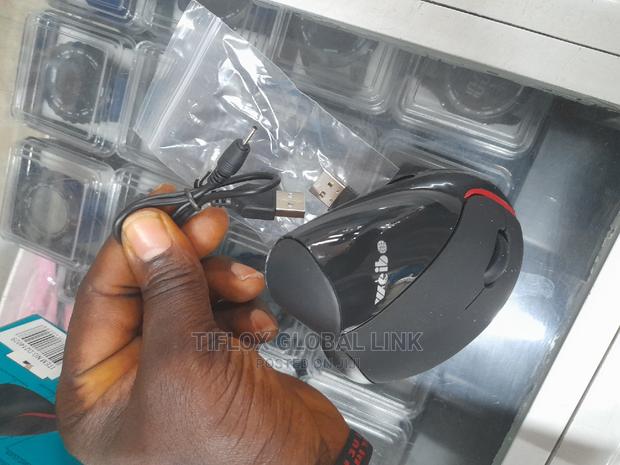 Chargeable Wireless Mouse · Photo 3