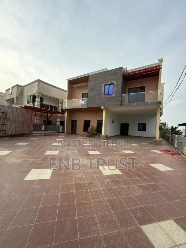 4bdrm Duplex in Haatso, Antis for sale · Photo 1
