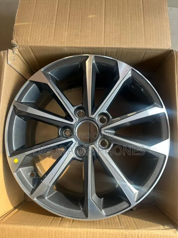 Toyota Corolla Rim · Photo 1