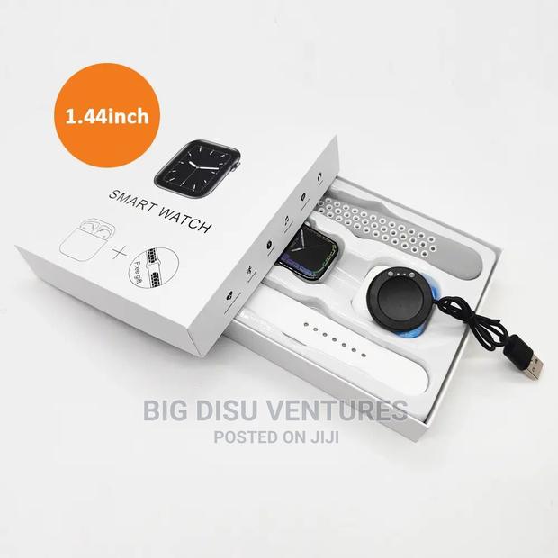 Smart Watches · Photo 3