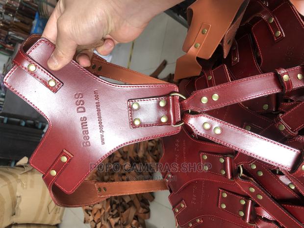 Authentic Leather Shoulder Straps · Photo 8