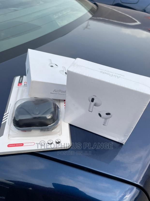 Apple Airpods 3 · Photo 3