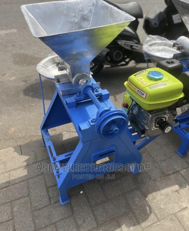 Fufu Pounding Machine Petrol Use · Photo 1