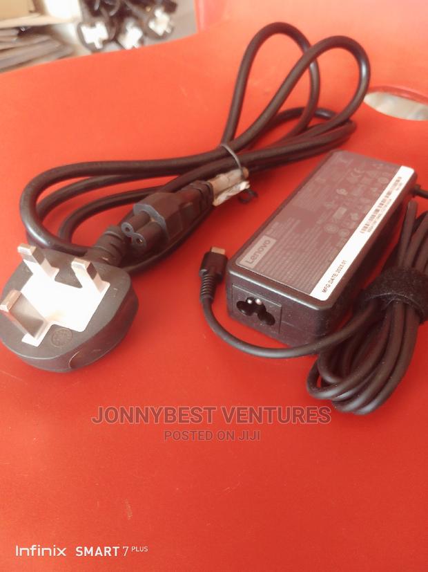 Lenovo Type-C 65W Laptop Charger · Photo 4