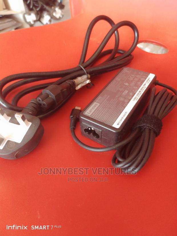 Lenovo Type-C 65W Laptop Charger · Photo 5