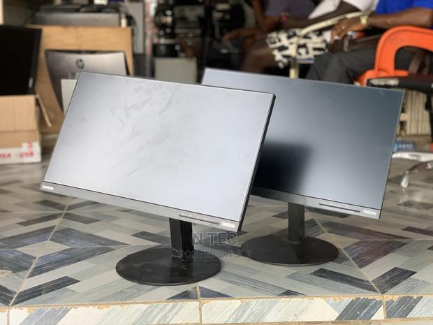 Edgeless 23 Lenovo Thinkvision LED LCD Monitor · Photo 1