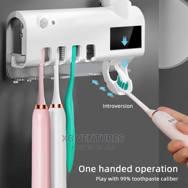 Uv Sterilizer Toothbrush Holders Toothpaste Dispensers · Photo 1