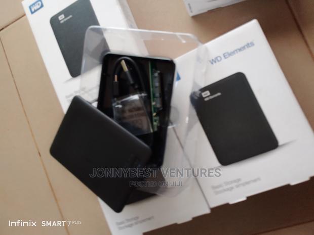 3.0 WD External Hard Drive Case · Photo 5