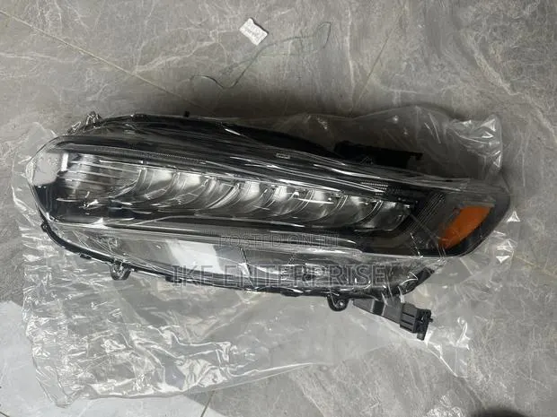 Honda Accord Touring Headlight 2018,2019,2020,2021,2022 · Photo 1