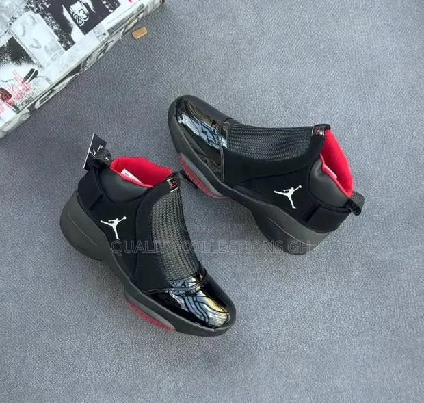 Jordan 19 OG Bred · Photo 1