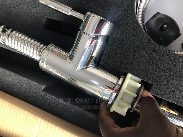 Pull Out Sink Tap - Pull Out Sink Faucet VADO · Photo 4